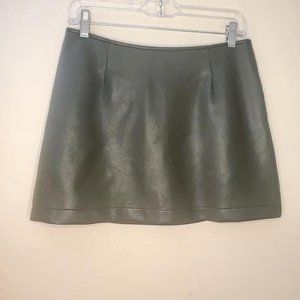 Trina Turk Olive Faux Leather Mini SZ 6